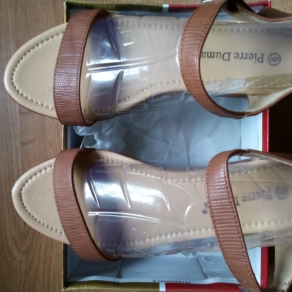 Sz 8 Pierre Dumas Sandal - Picture 2 of 3